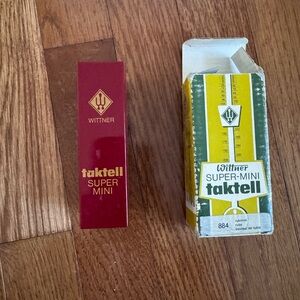 Wittner Super-Mini Taktell Metronome in Red